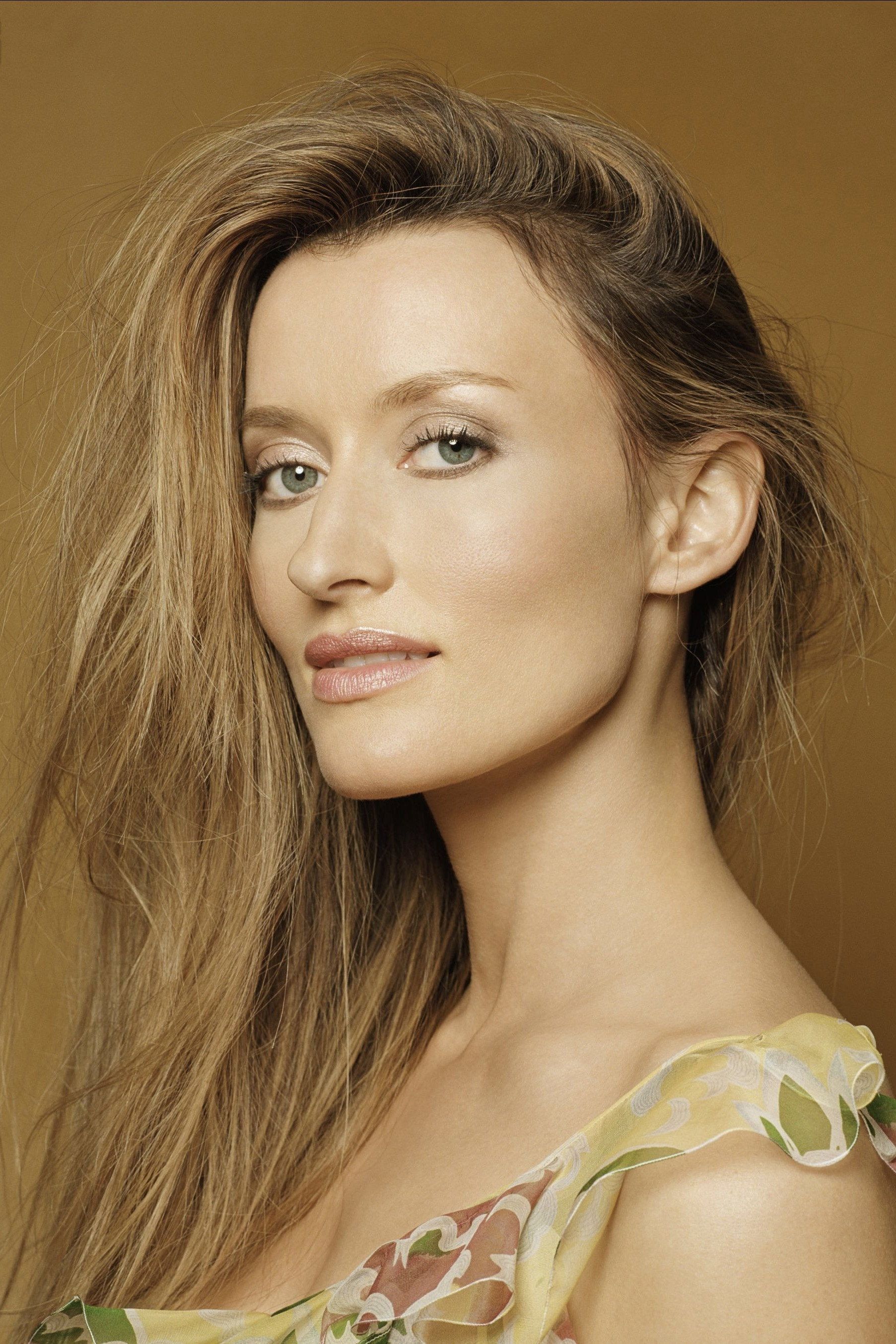 1805x2708 Natascha McElhone Image