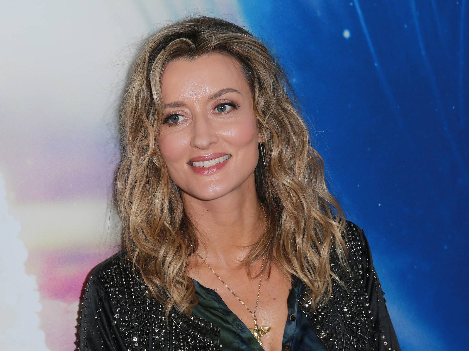 1600x1200 Showtime Halo TV series casts Natascha McElhone as Cortana