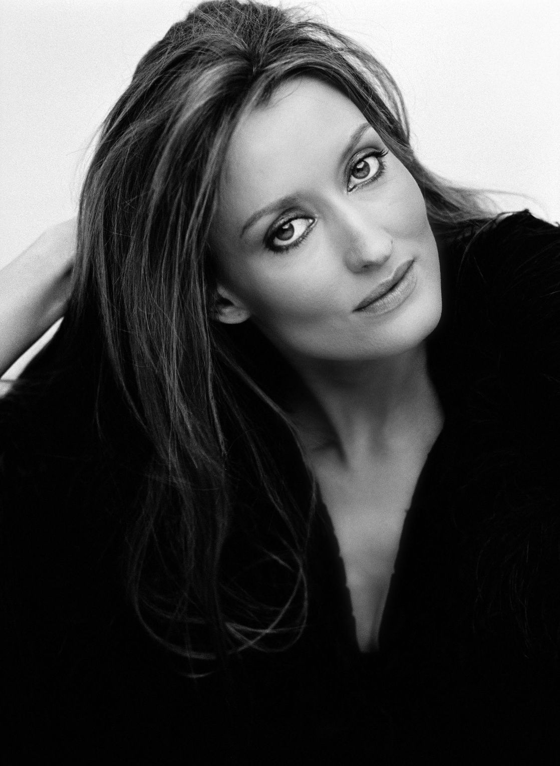 1118x1528 Picture of Natascha McElhone