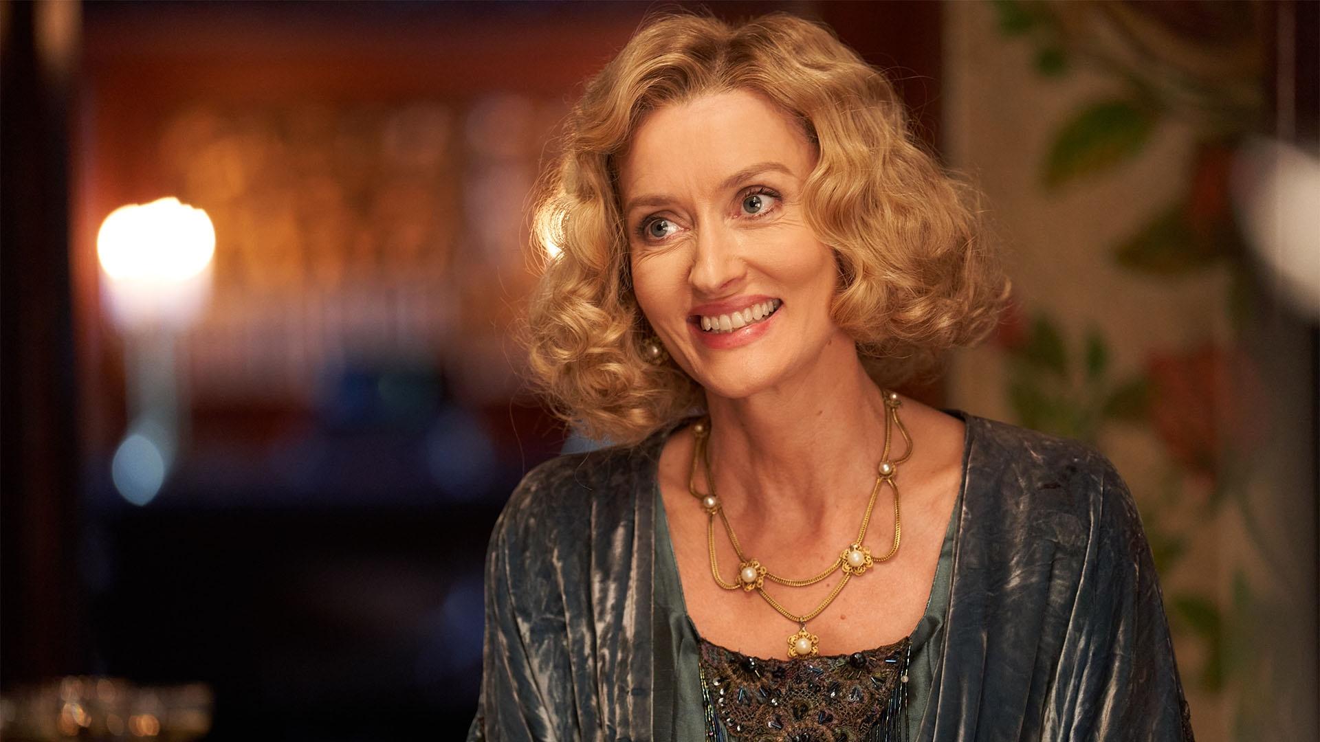 1920x1080 Natascha McElhone Talks a Possible Hotel Portofino Season 4