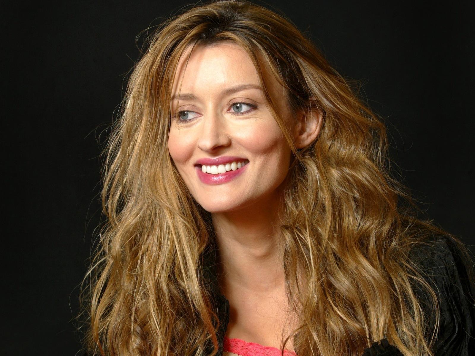 1600x1200 Natascha McElhone Photo. Tv Series Posters and Cast