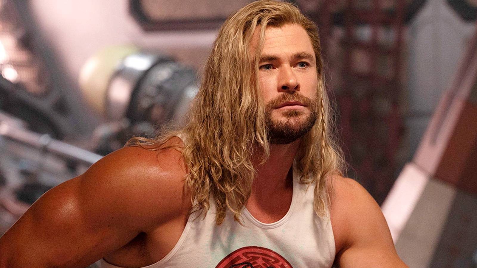 1600x900 Chris Hemsworth Doesn't Want To Get As Ripped For Next Thor Appearance
