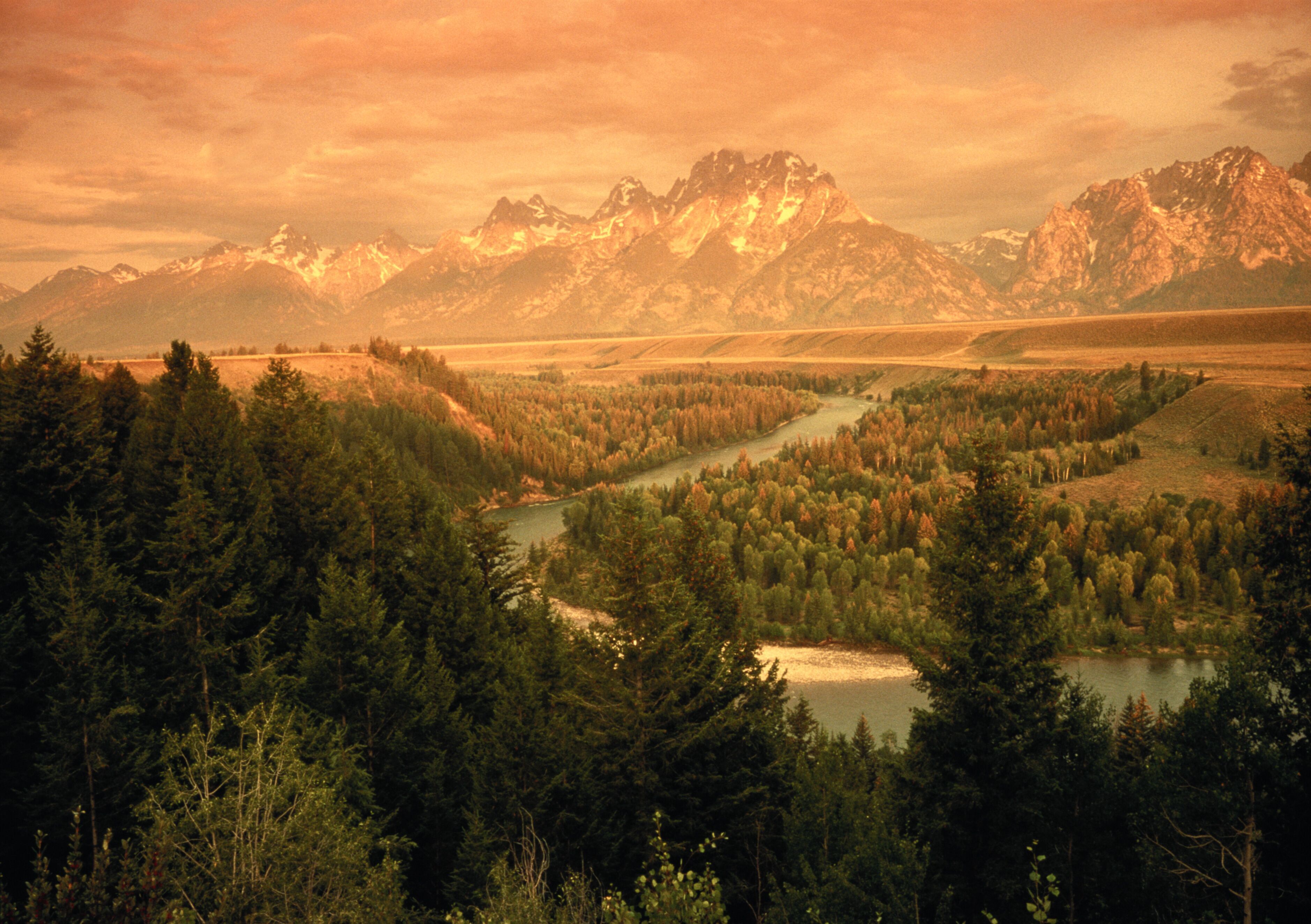 3756x2648 Snake River Canyon Tours