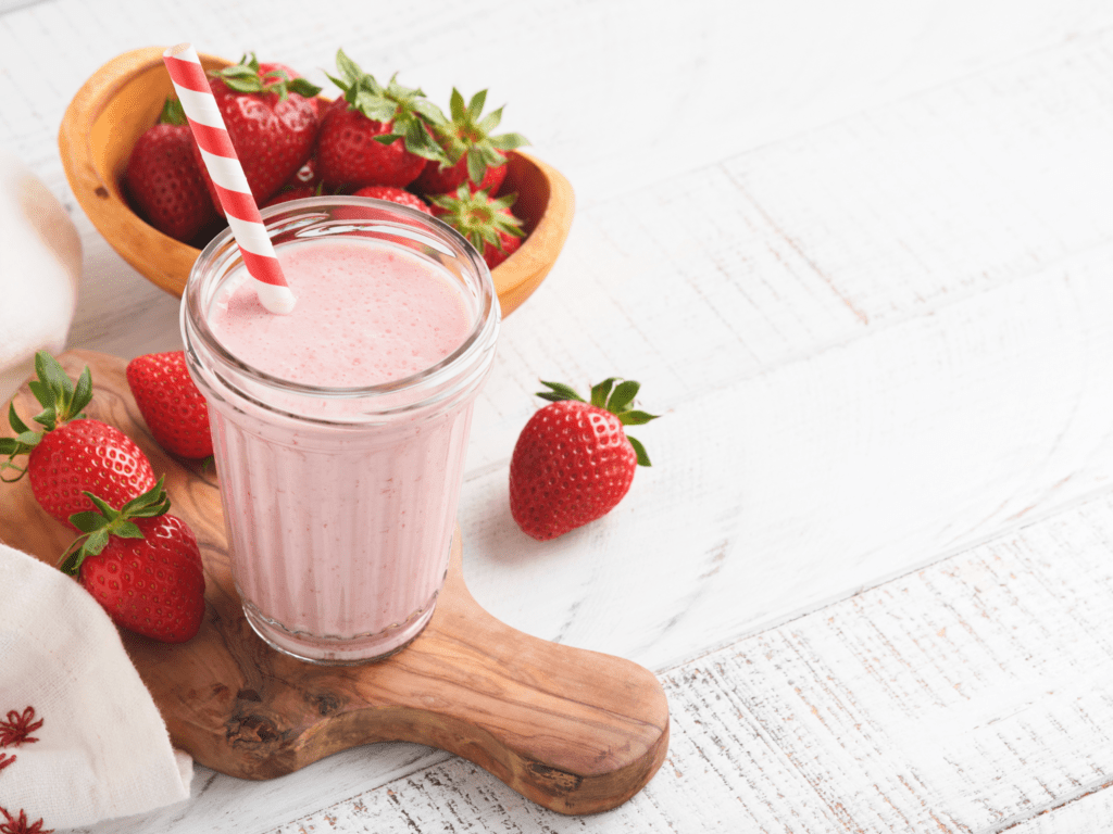 1024x768 Sparkling Strawberry Smoothie