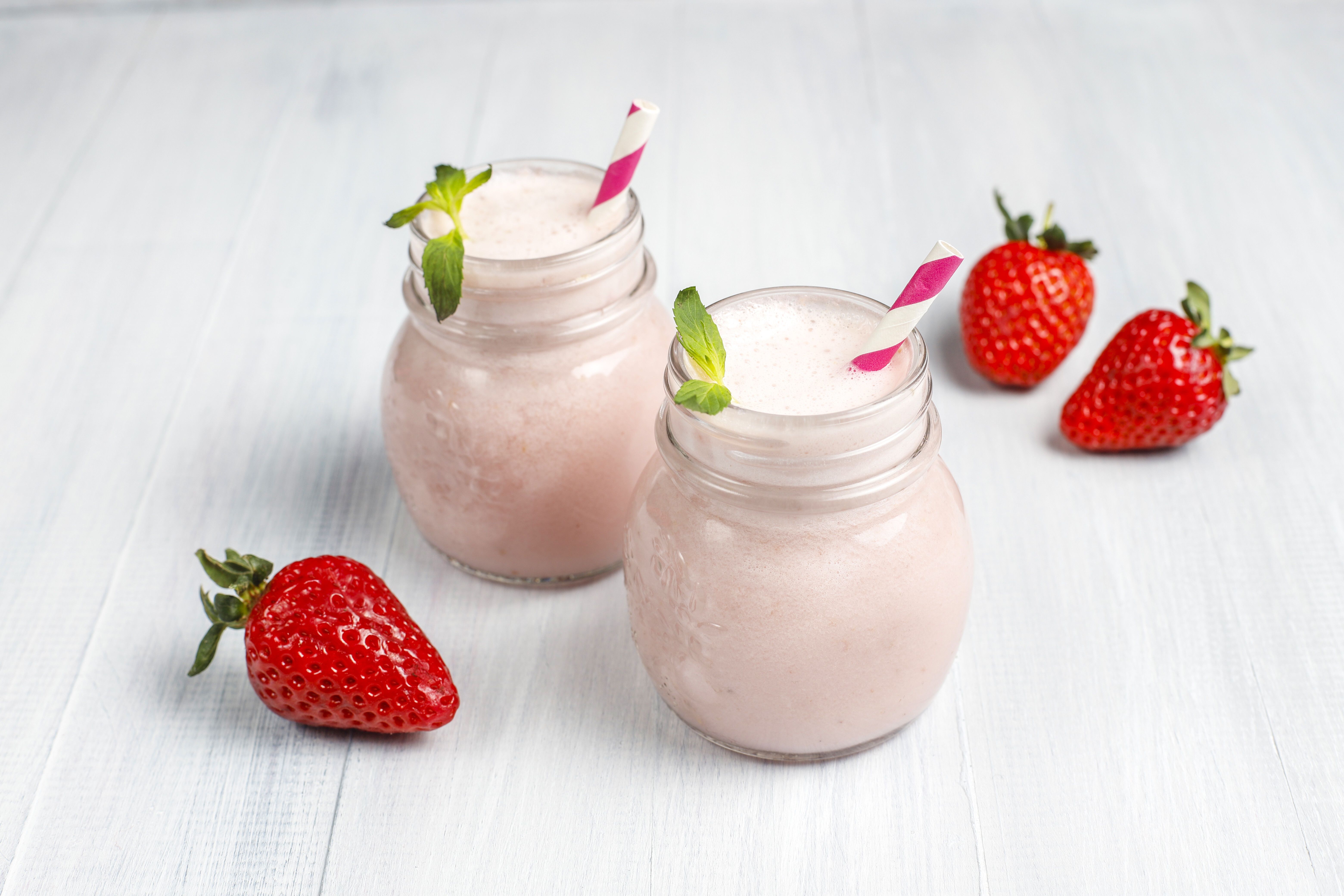 6240x4160 Desktop wallpaper: Food, Smoothie, Strawberry 4K free download for PC. 985090