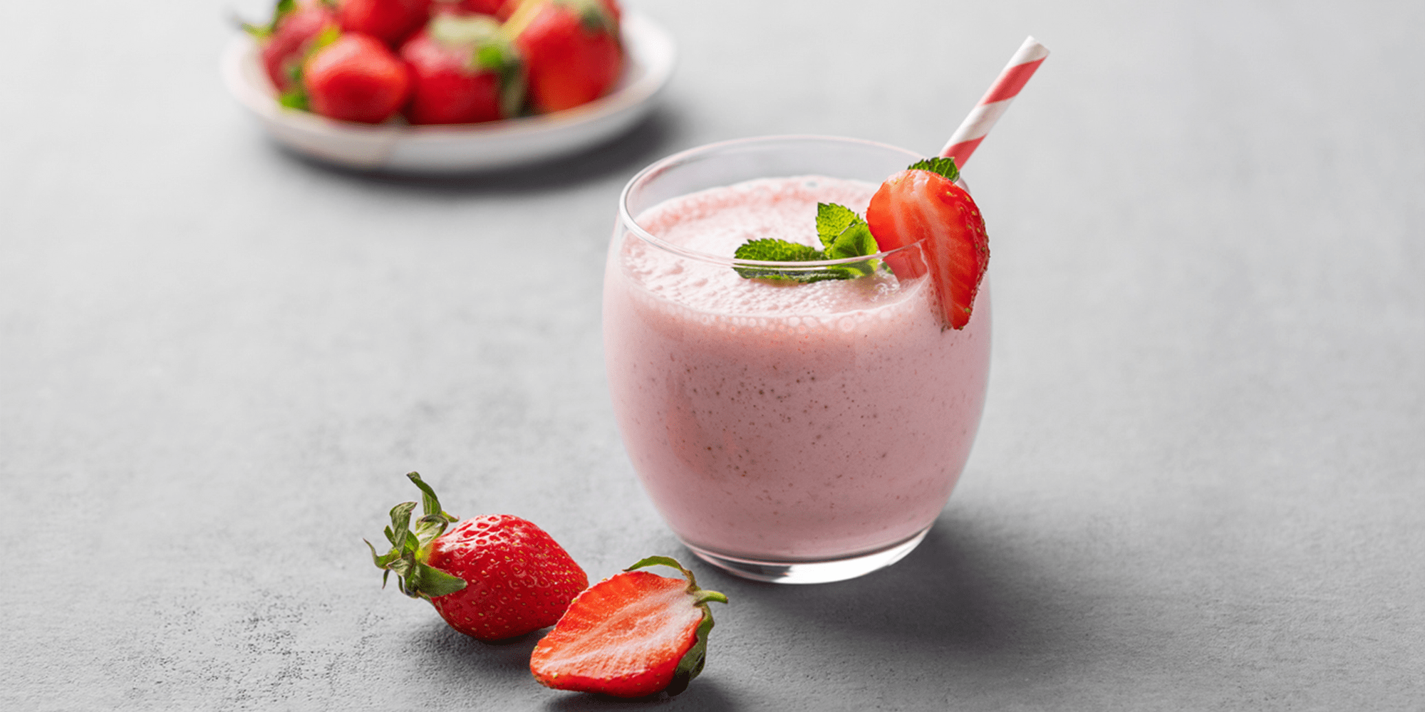 2000x1000 Strawberry Mint Smoothie