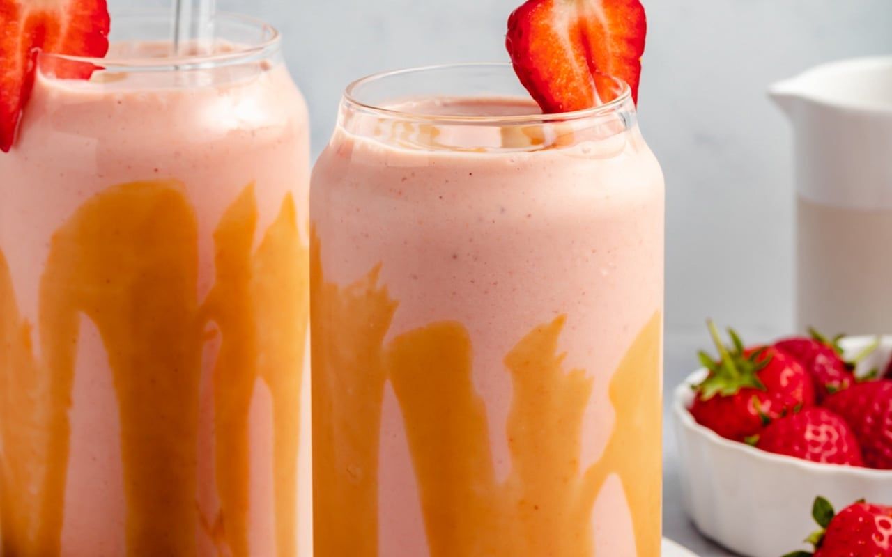 1280x800 Peanut Butter Strawberry Banana Smoothie