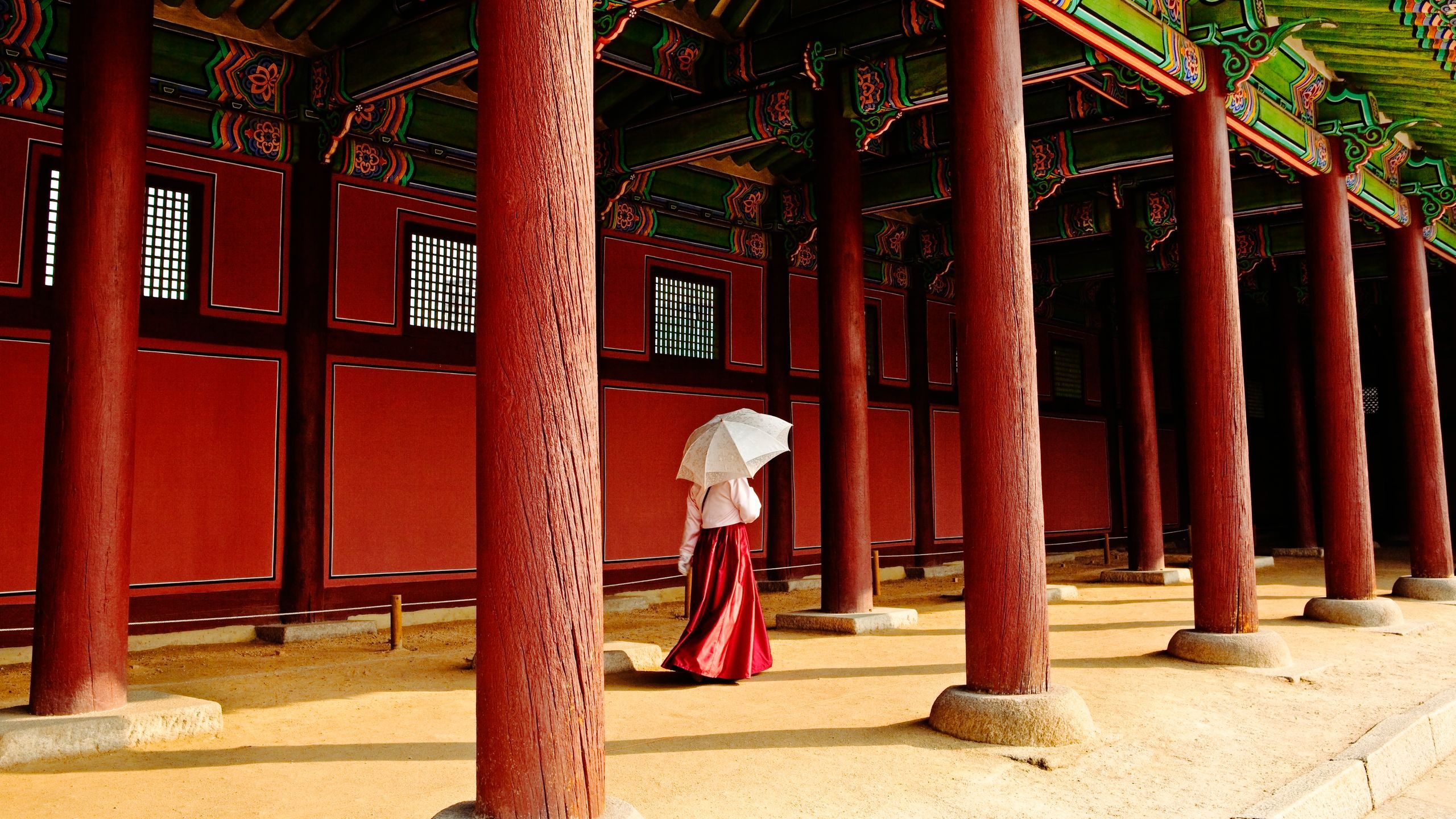 2560x1440 A Design Lover's Travel Guide to Seoul (2026): What to See, Eat, Drink