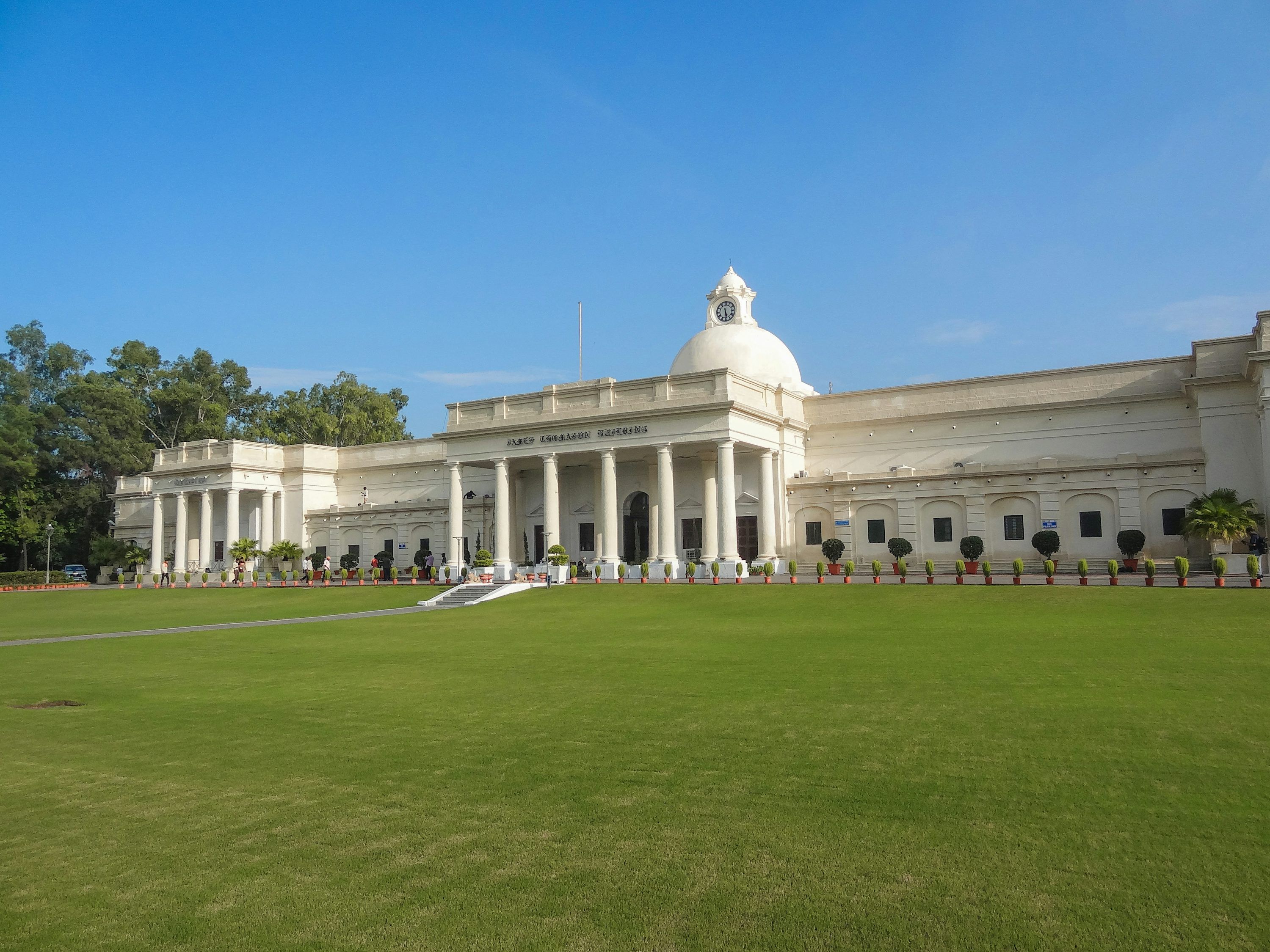 3000x2250 Iit Picture. Download Free Image