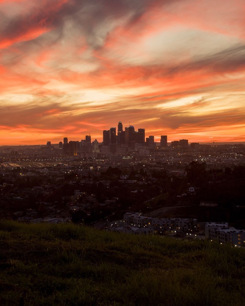800x1000 Low Key L.A. Sunset Spots Locals Love (No Crowds)