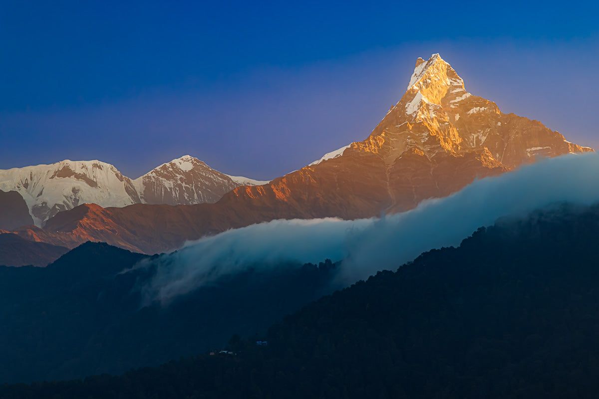 1200x800 CAPTURING PEAKS AND PICS IN NEPAL, WITH MICHAEL AND LAURI DEYOUNG