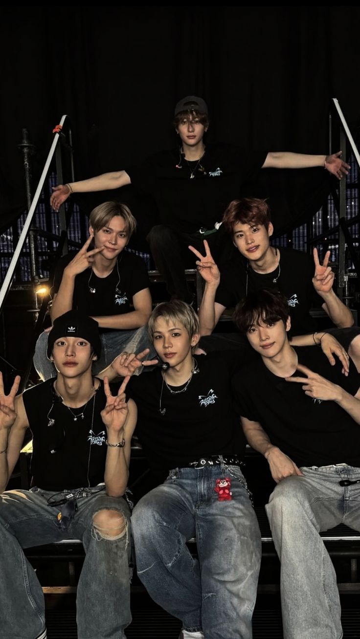 736x1307 rizze