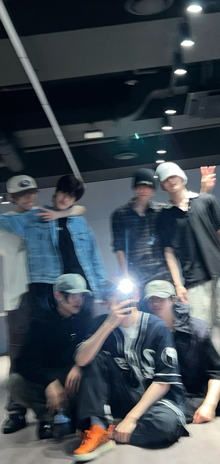 736x1554 riize