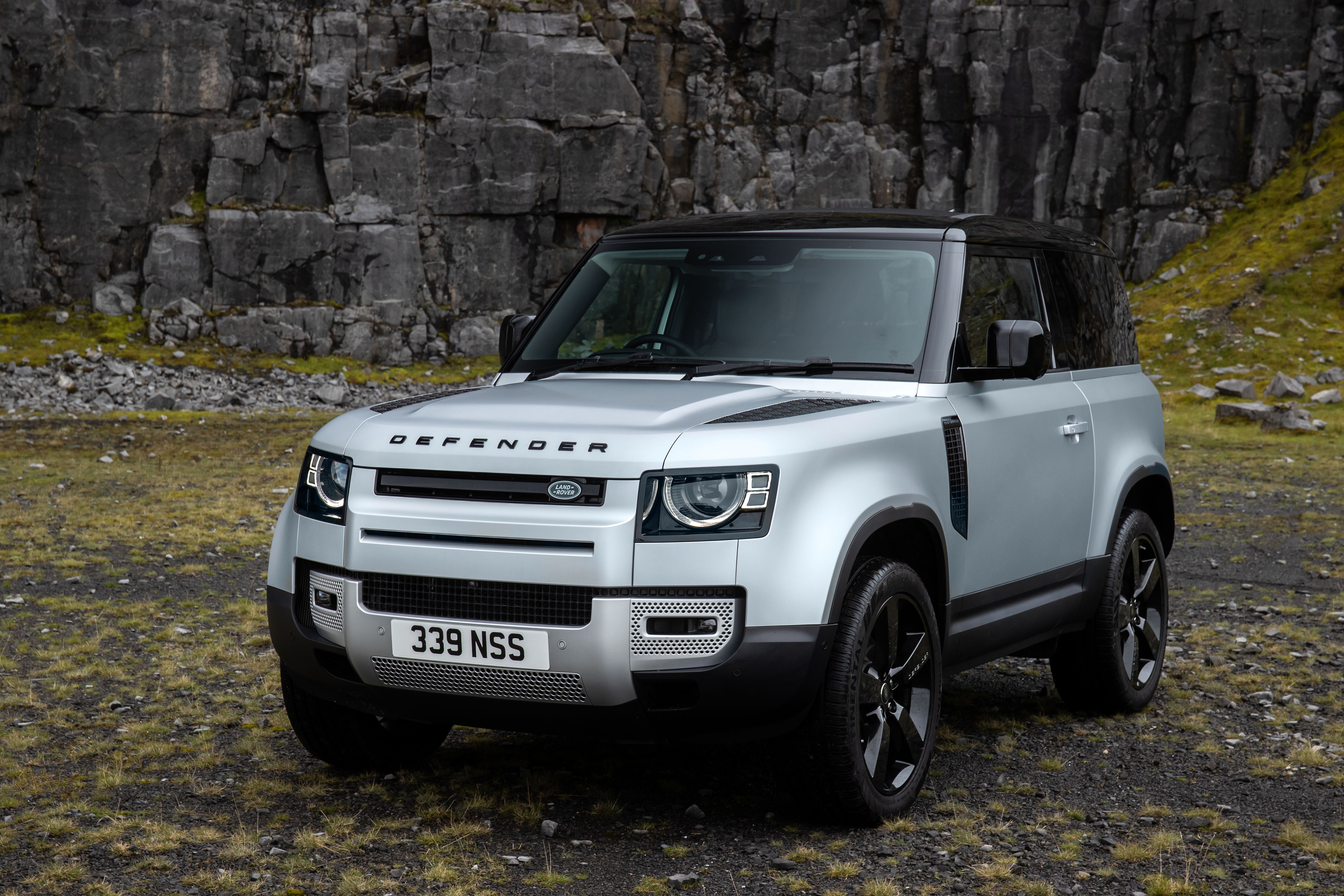 5472x3648 Land Rover Defender 90 SE Urban Pack Wallpaper 4K, 5K