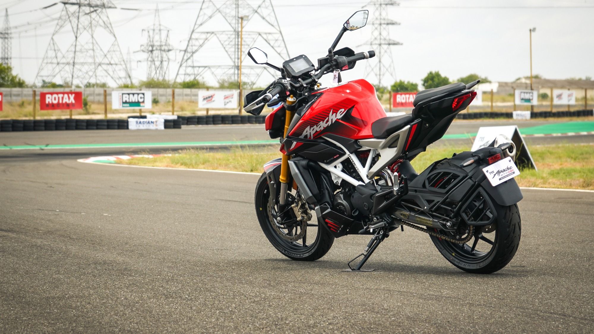 2000x1125 TVS Apache RTR 310 Review: More Tech with Less Spend. Motorcycle News, Reviews and Knowledge Base
