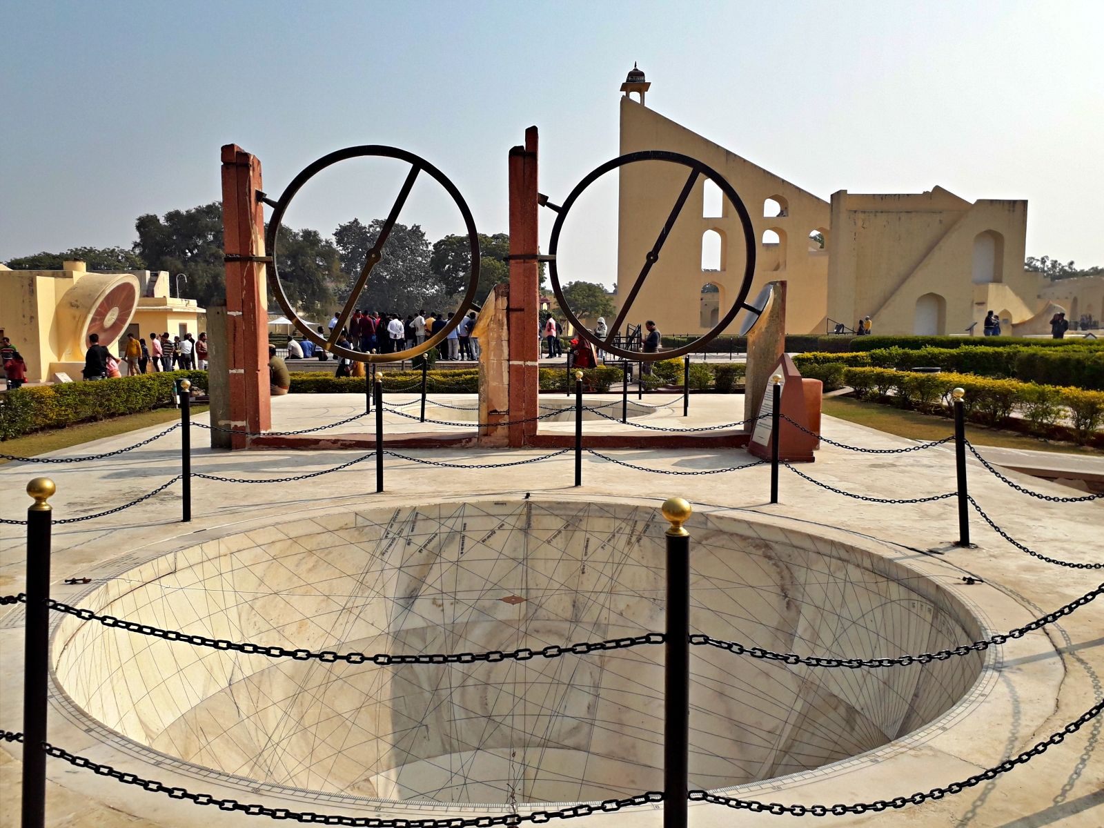 1600x1200 Sun Dialing the Skies at Jantar Mantar in Jaipur