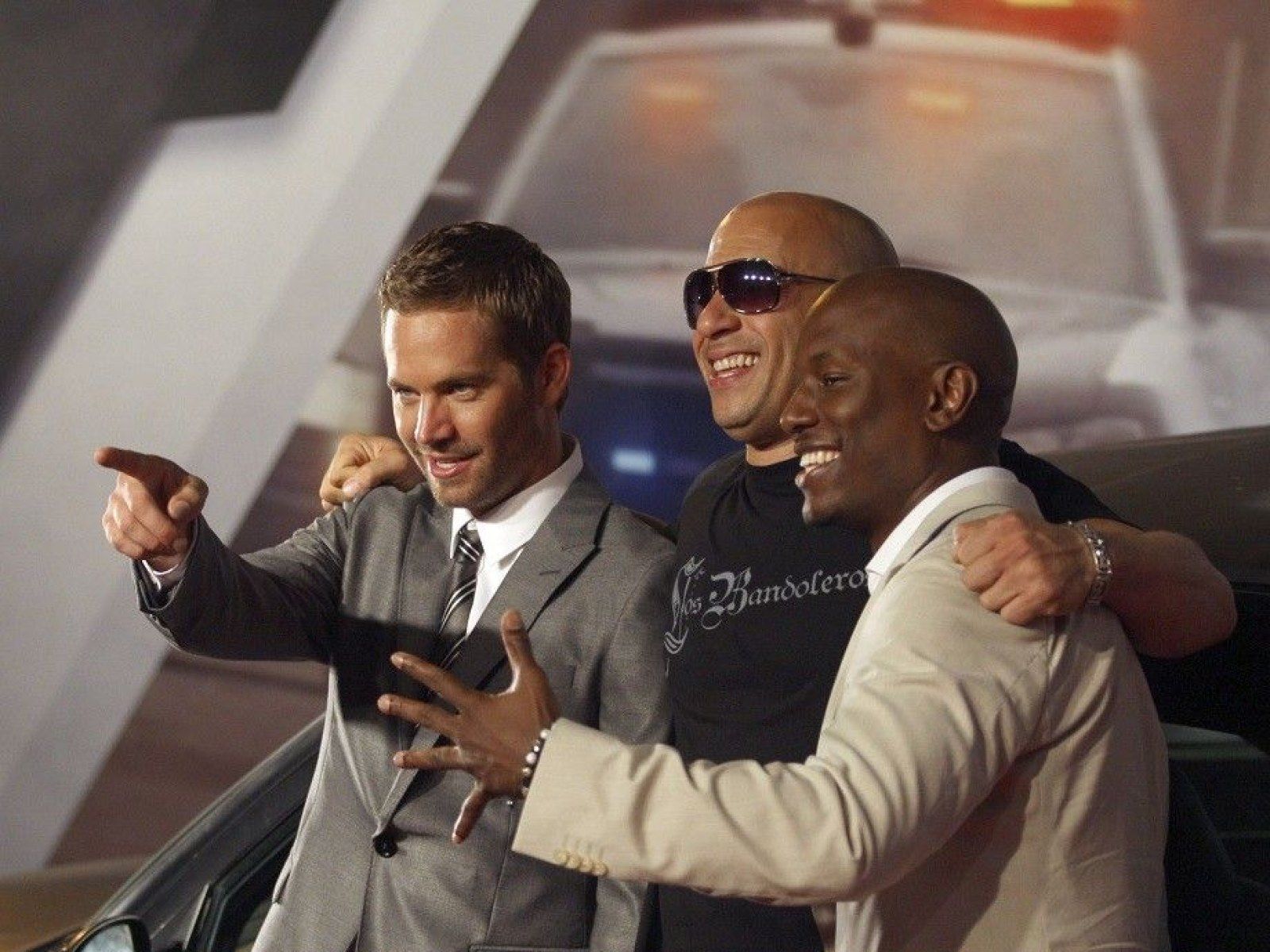 1600x1200 Fast & Furious 7': Vin Diesel Shares New Poster, Says Paul Walker's Performance Is 'Timeless'