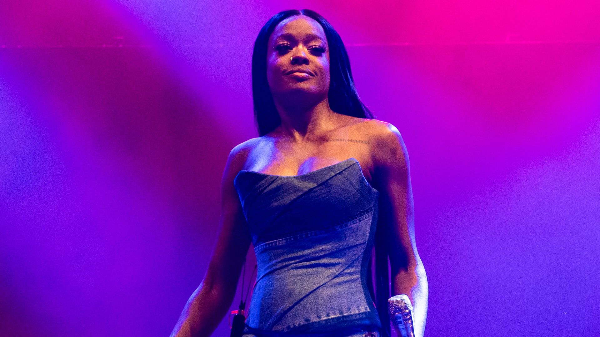 1920x1080 Azealia Banks Fears UK Will Be Scrapped, Says People Threatened to Kill Her