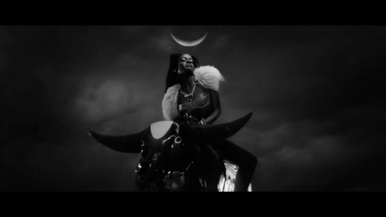 1334x750 Azealia Banks' visuals are f*cking fire and underrated