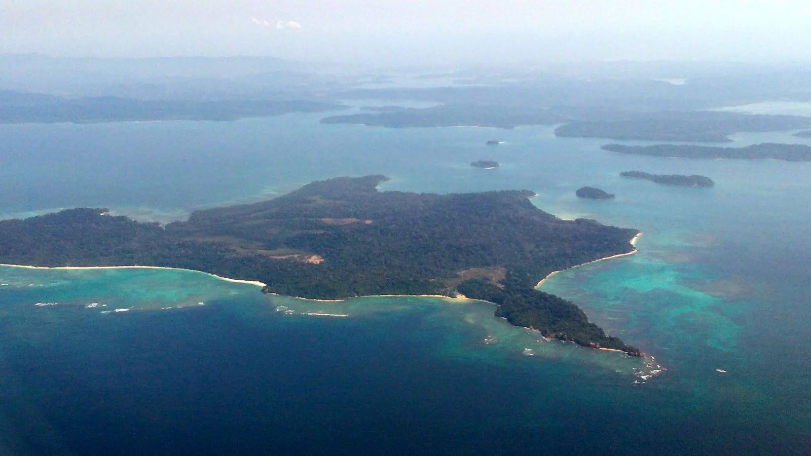 1600x900 Untouched Paradise