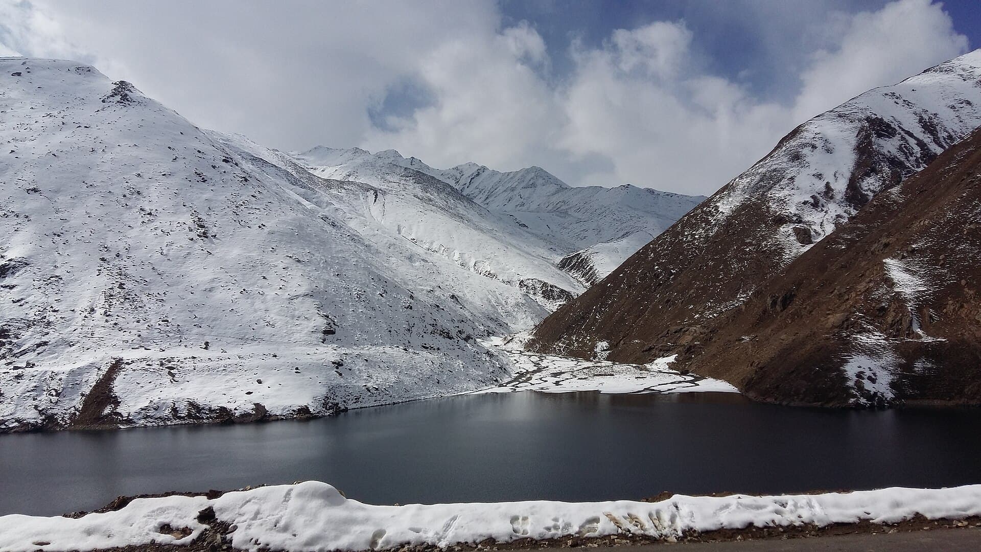 1920x1080 Naran Kaghan Guide 2026: Saif Ul Malook & Babusar