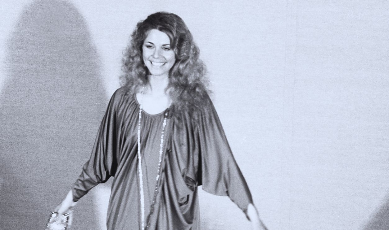 1253x743 Lindsay Wagner Broke New Ground As TV's Bionic Woman