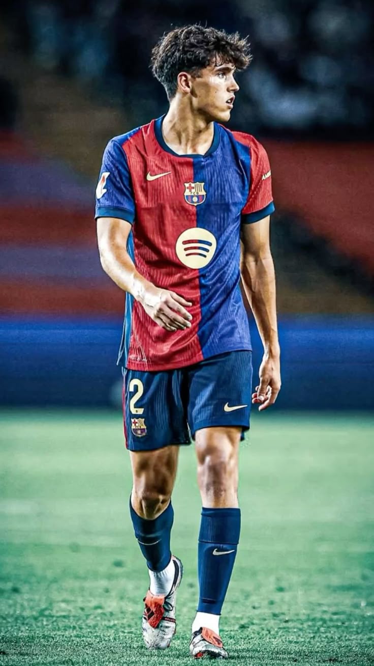 736x1308 Pau Cubarsi. Wallpaper ⚔️