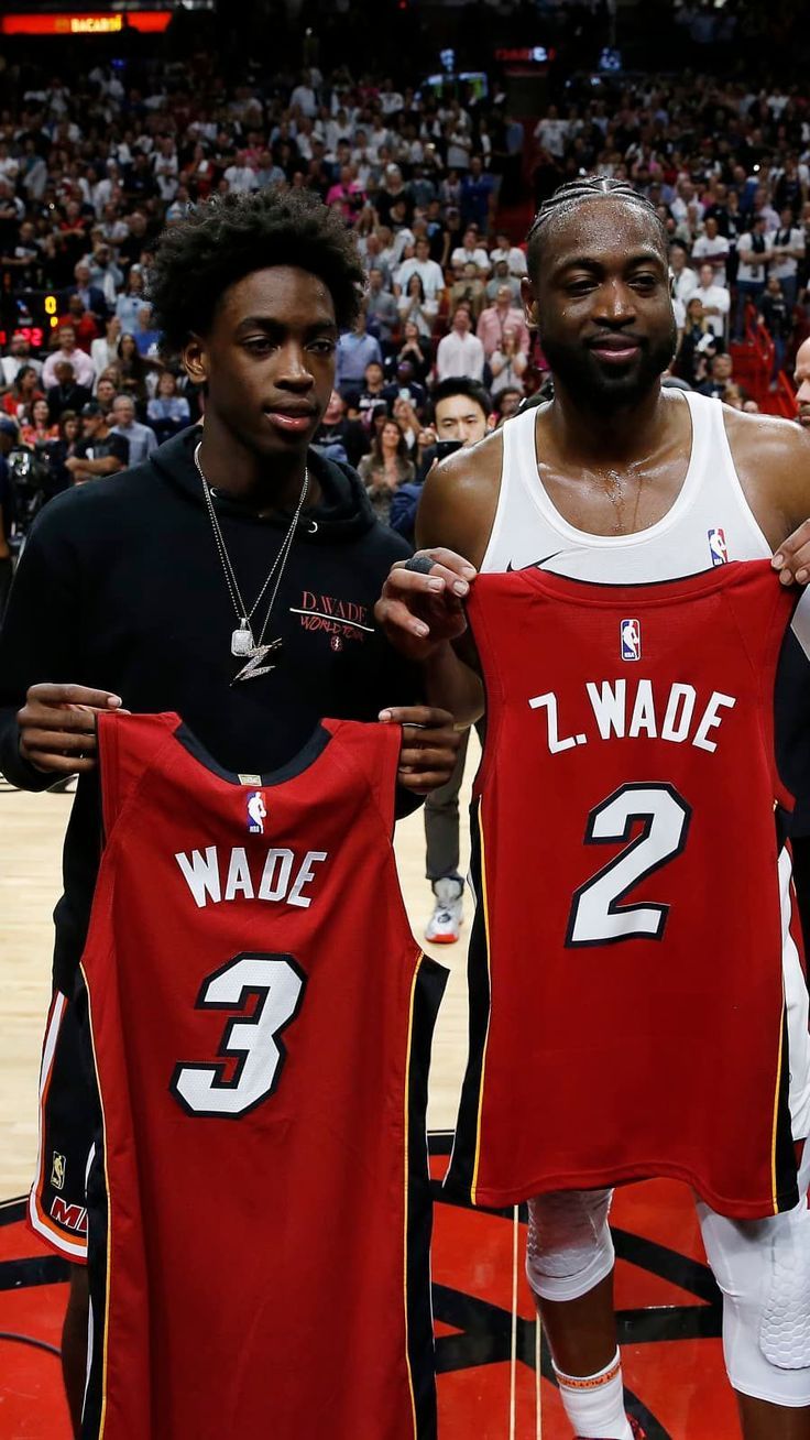 736x1308 Dwyane Wade Shades Son Zaire's High School Basketball Coach On TV