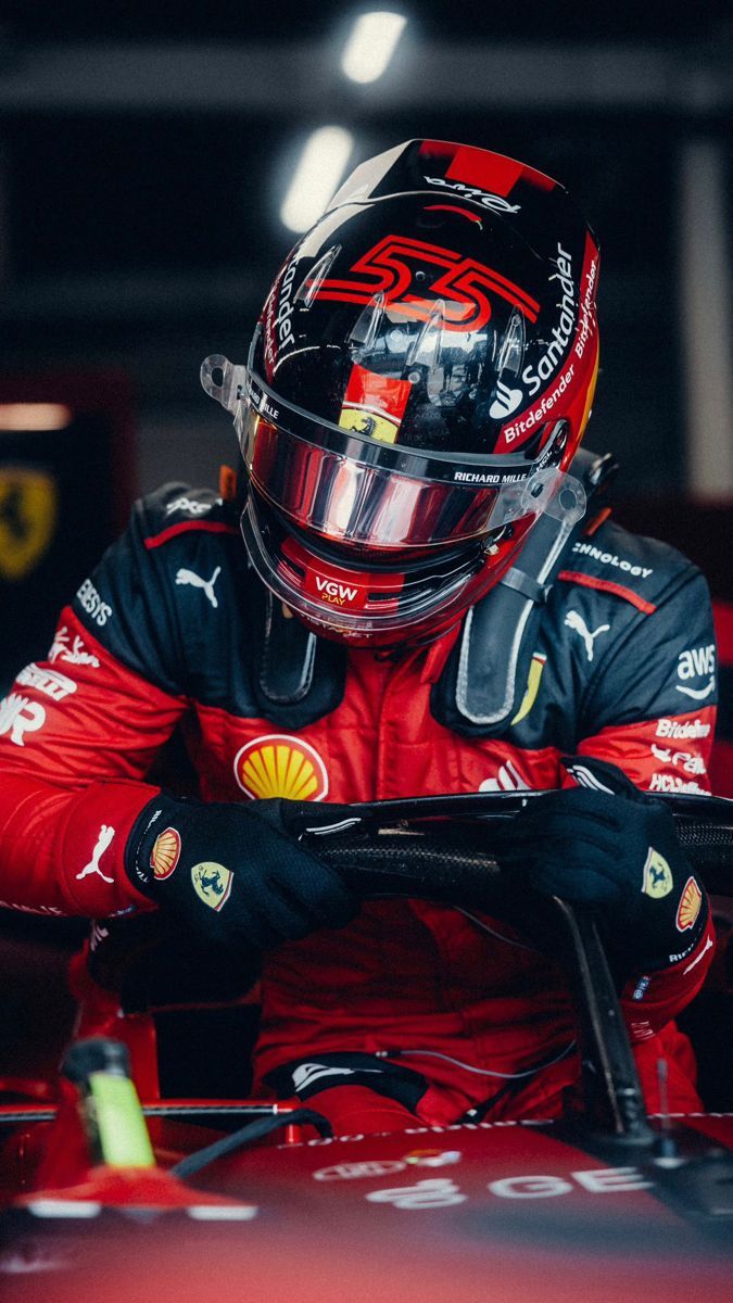 675x1200 Carlos Sainz Jr wallpaper