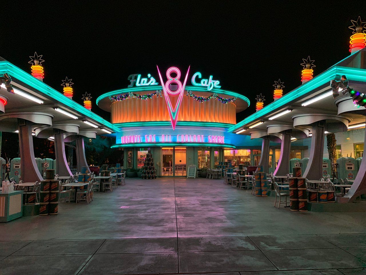 1280x960 FLO'S V8 CAFE, Anaheim, Prices & Restaurant Reviews