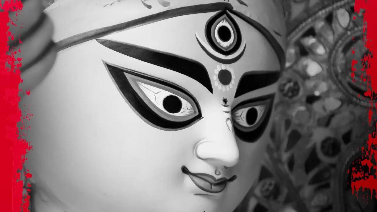 1280x720 Mahalaya 2025: Date, Amavasya Timings, Religious Importance and the Story of Goddess Durga