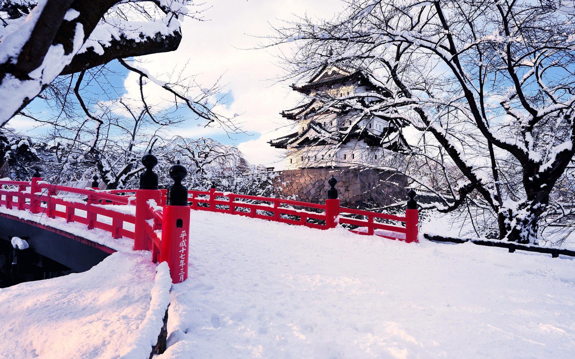 1920x1200 Desktop wallpaper: Japan, Man Made, Hirosaki Castle, Winter 4K free download for PC. 1469355