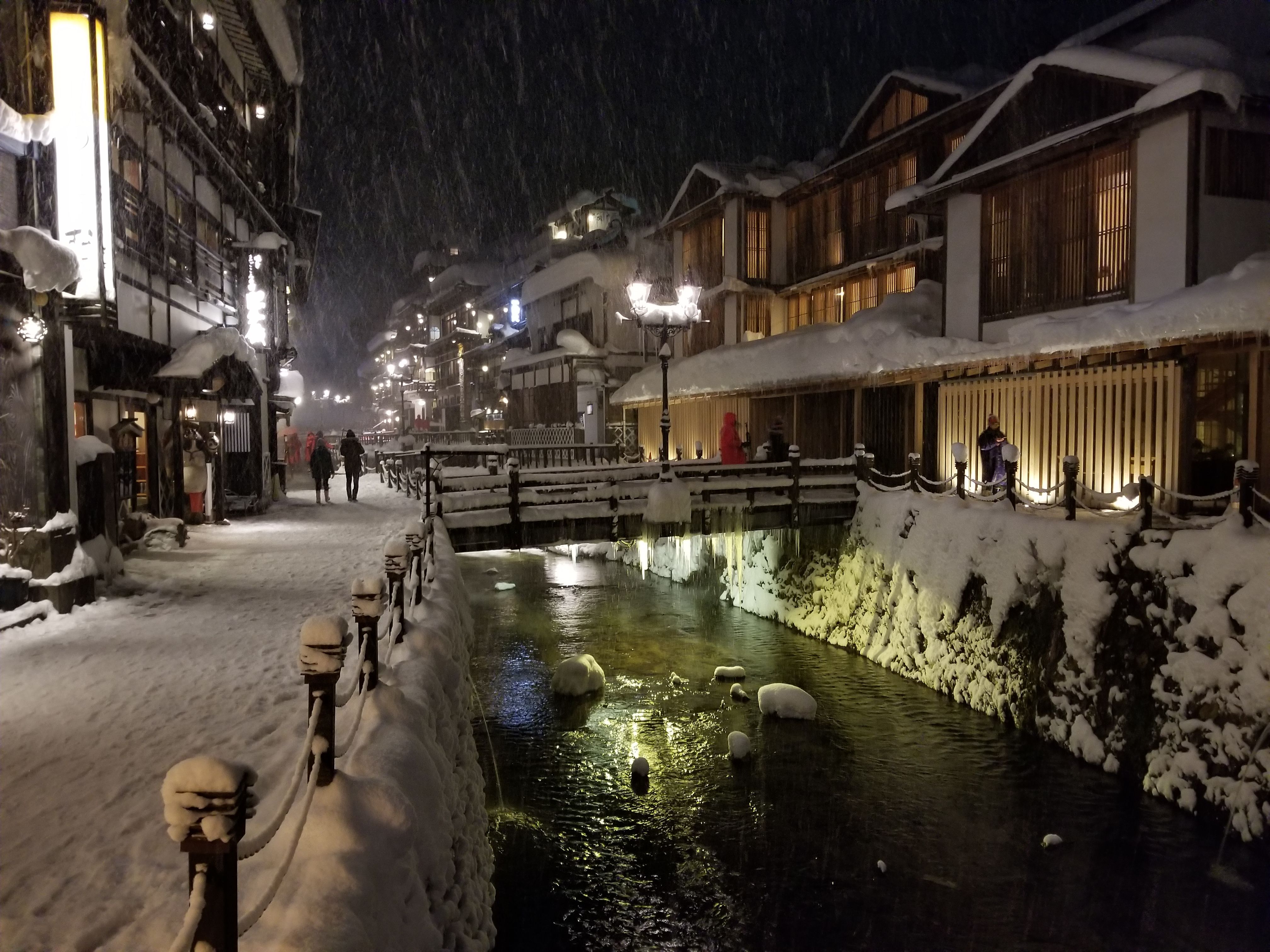 4032x3024 Ginzan Onsen