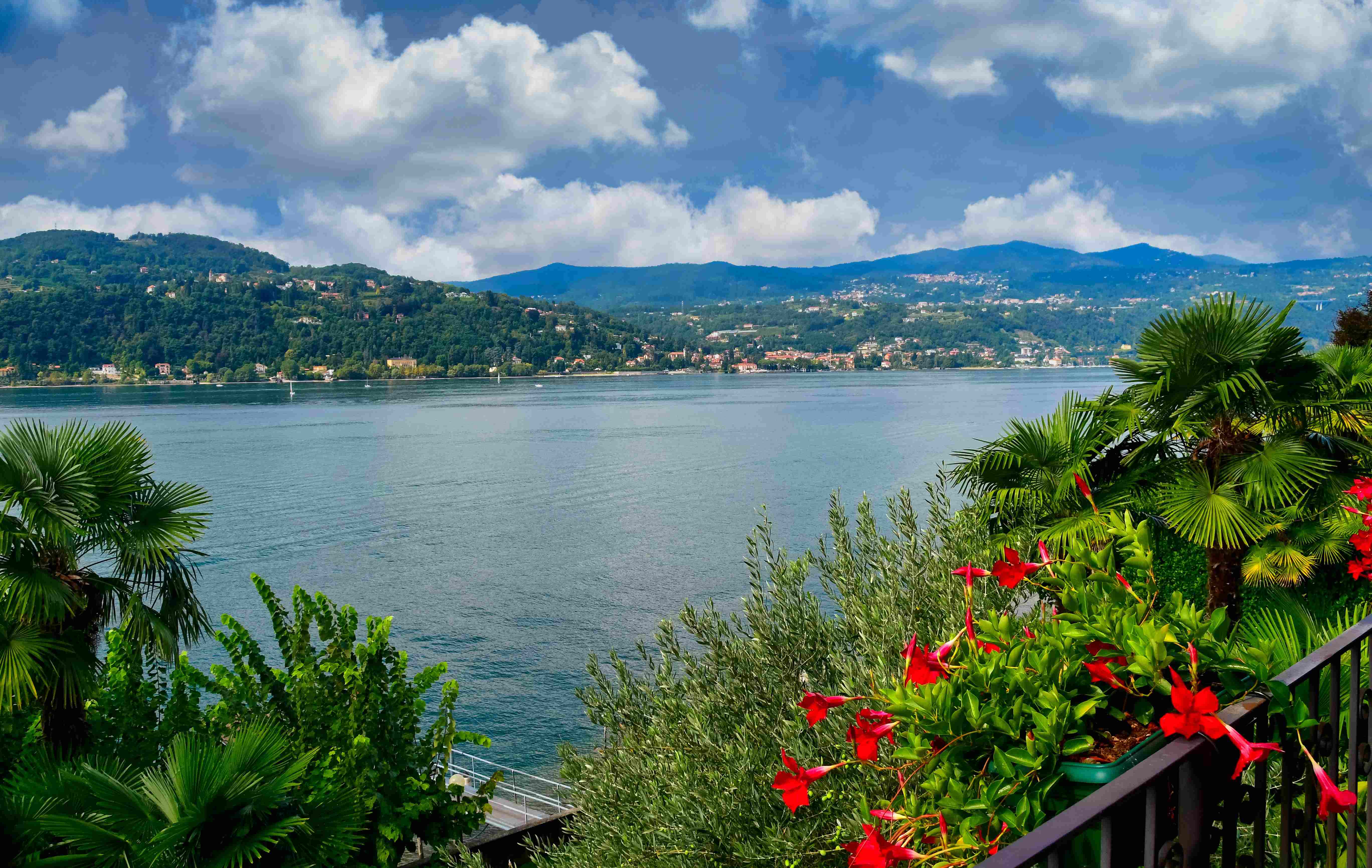 5473x3463 Majestic Maggiore & Lakeland Elegance