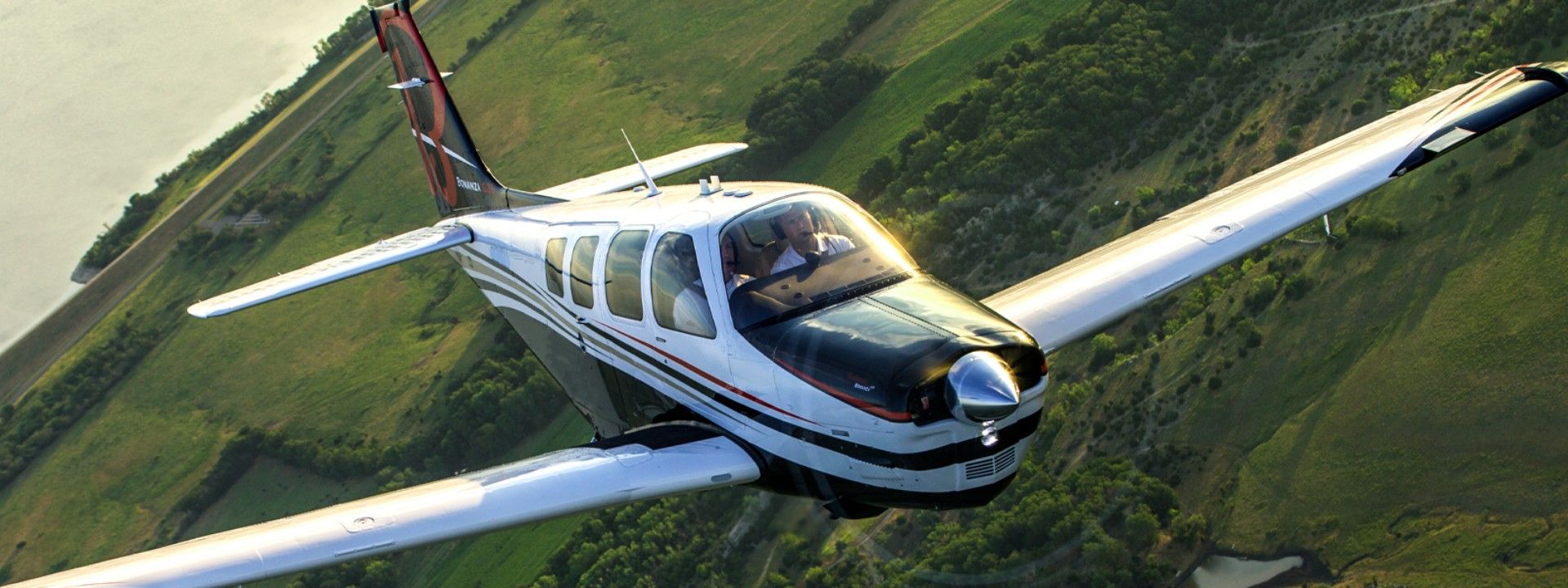 1920x720 Beechcraft Bonanza / G36 Airplane Insurance Aviation Insurance