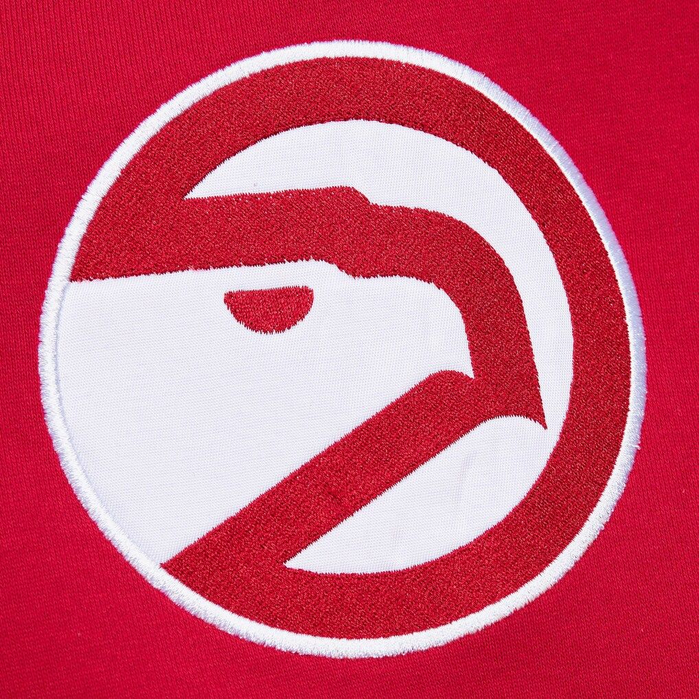 1018x1018 Men's Scarlet Atlanta Hawks Team OG 2.0 Vintage Logo Fleece Pullover Hoodie
