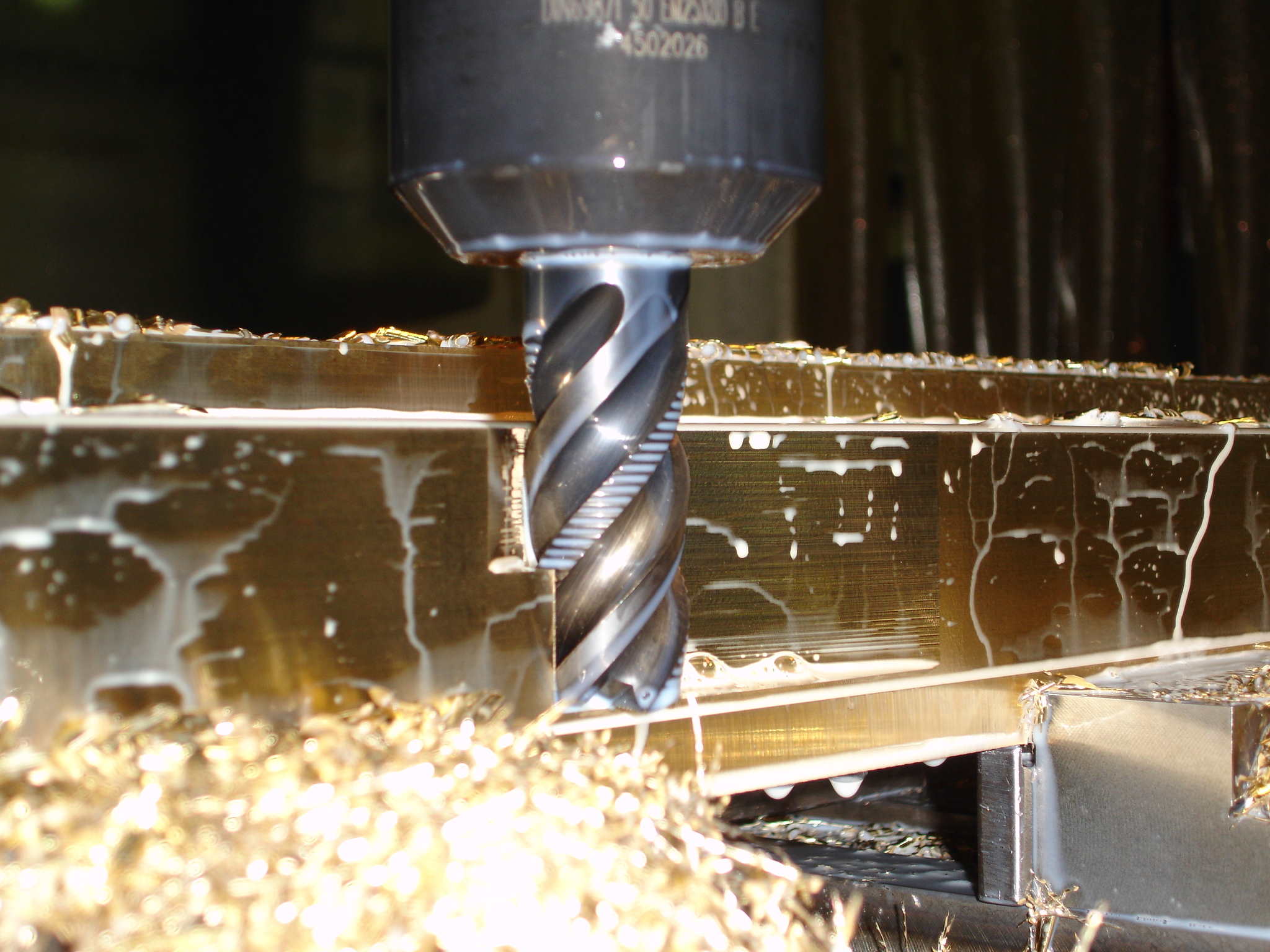 2048x1536 CNC Wallpaper Milling Cutter jpg Image Free Download