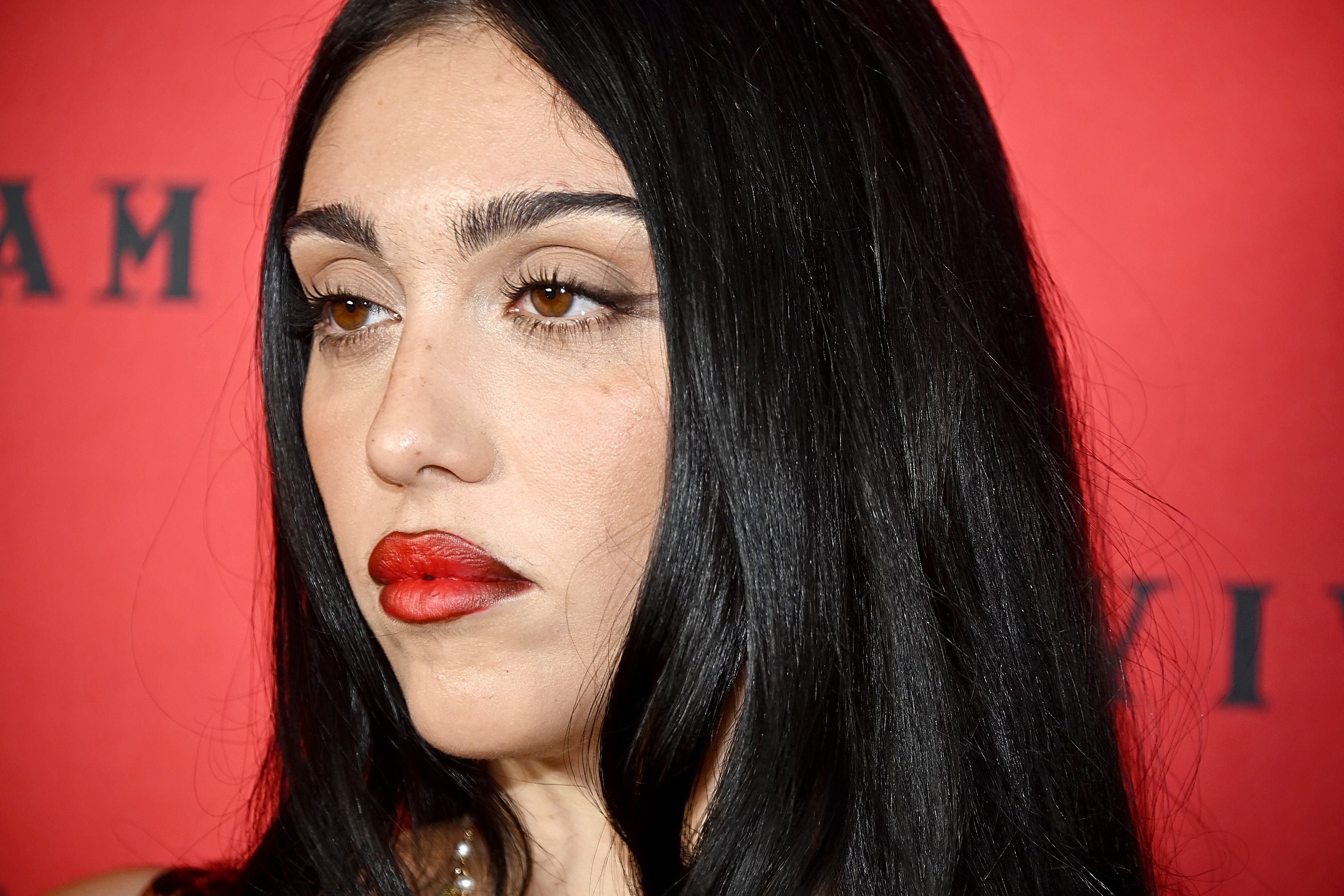 3030x2020 Madonna's Daughter Lourdes, Looks Just Like Her Mom in New Glam Photo
