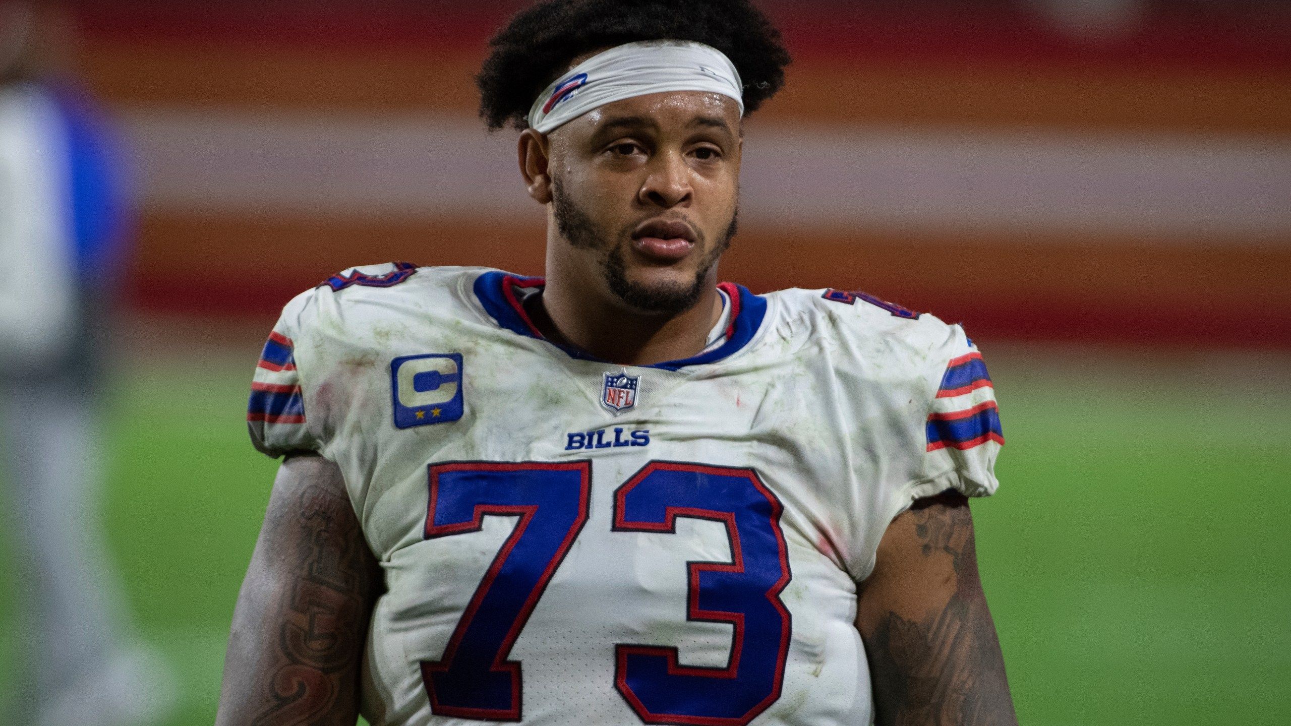 2560x1440 Bills' offensive tackle Dion Dawkins nominated for Walter Payton Man of the Year award