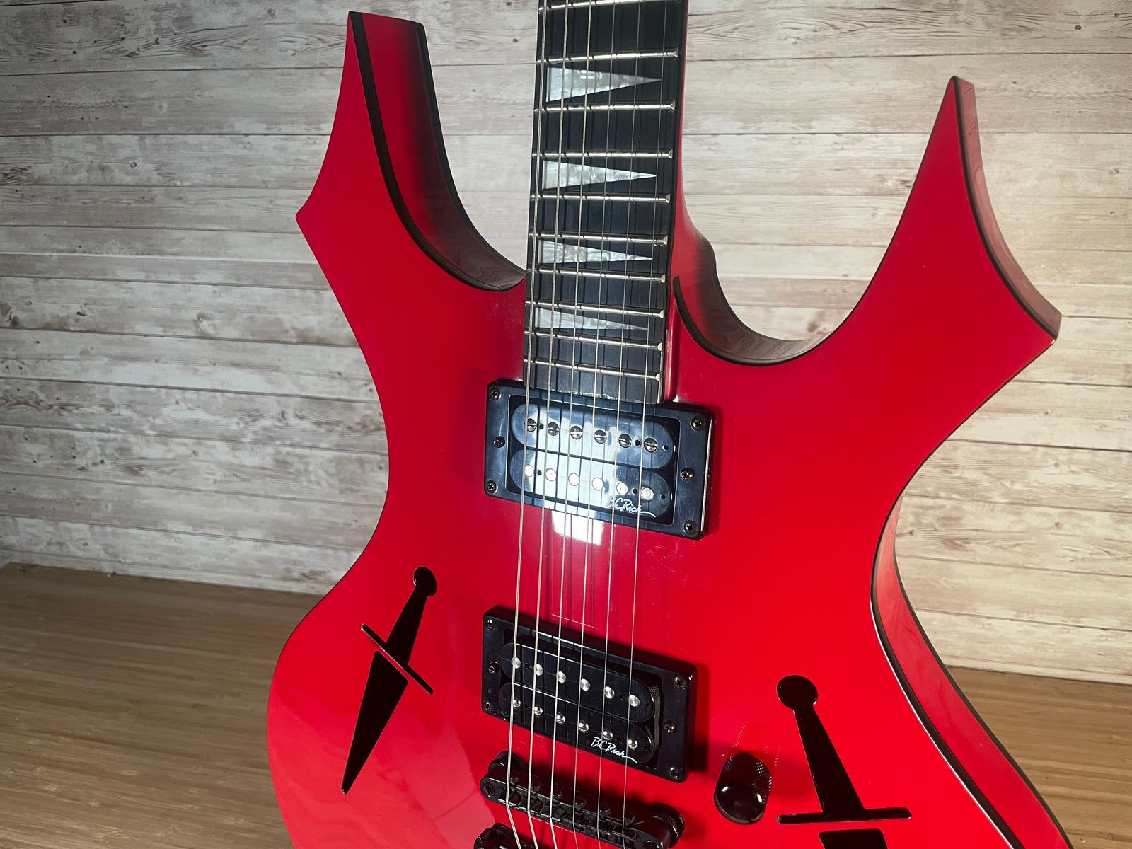1600x1200 BC Rich The Dagger Blood Red Used Toronto, ON
