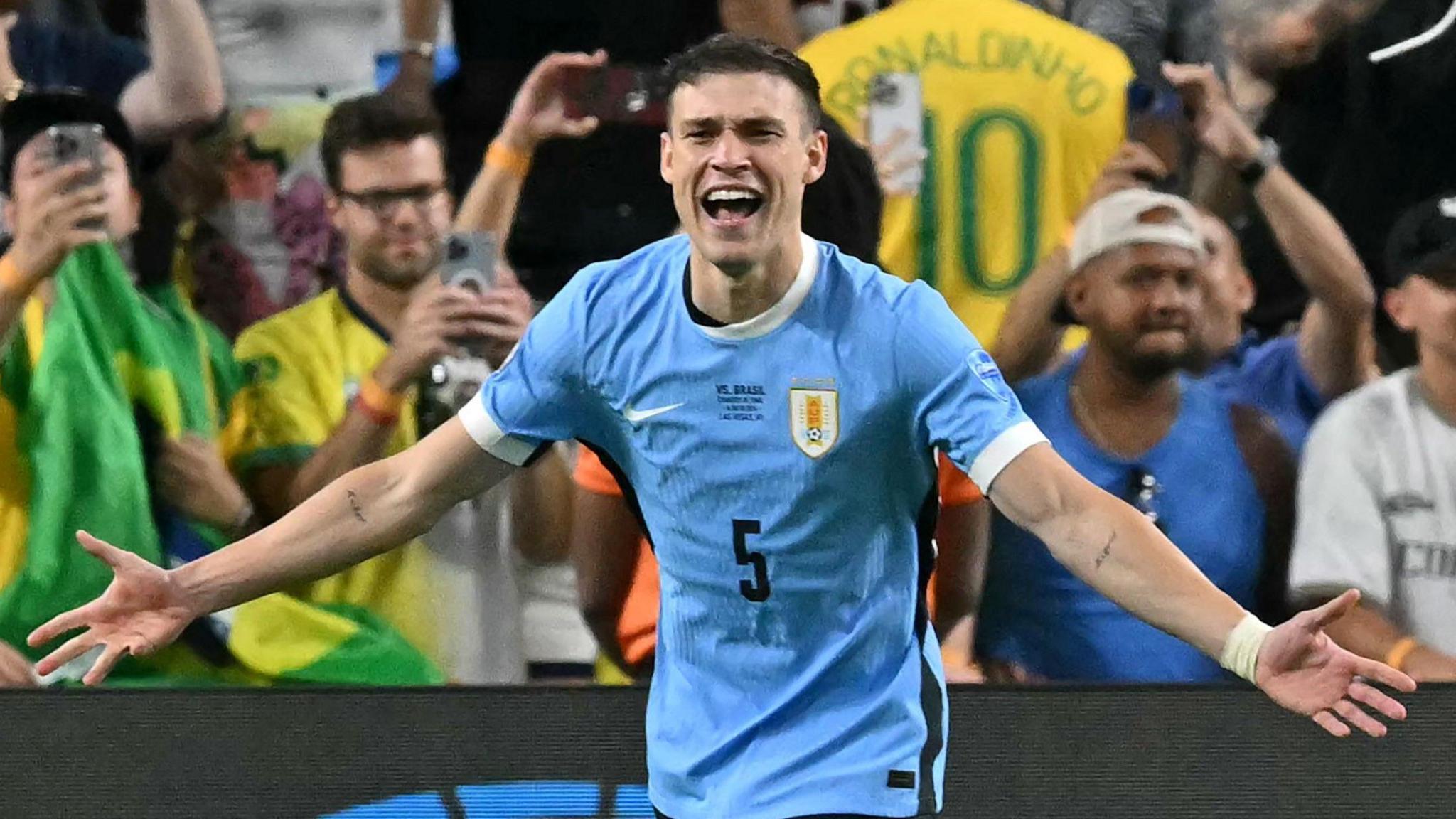 2048x1152 Manchester United: Manuel Ugarte Set To Join From Paris St Germain