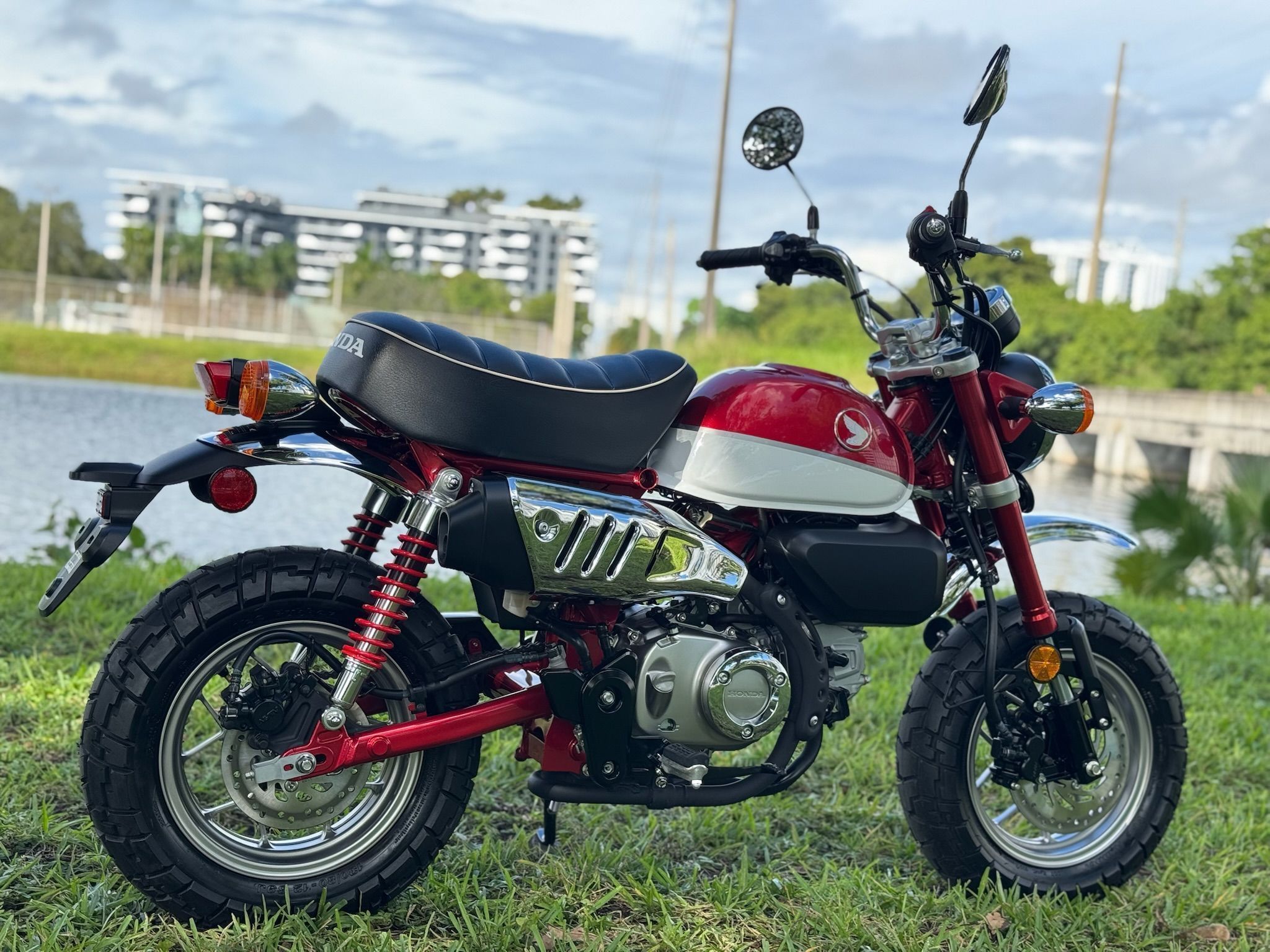 2048x1536 Honda Monkey