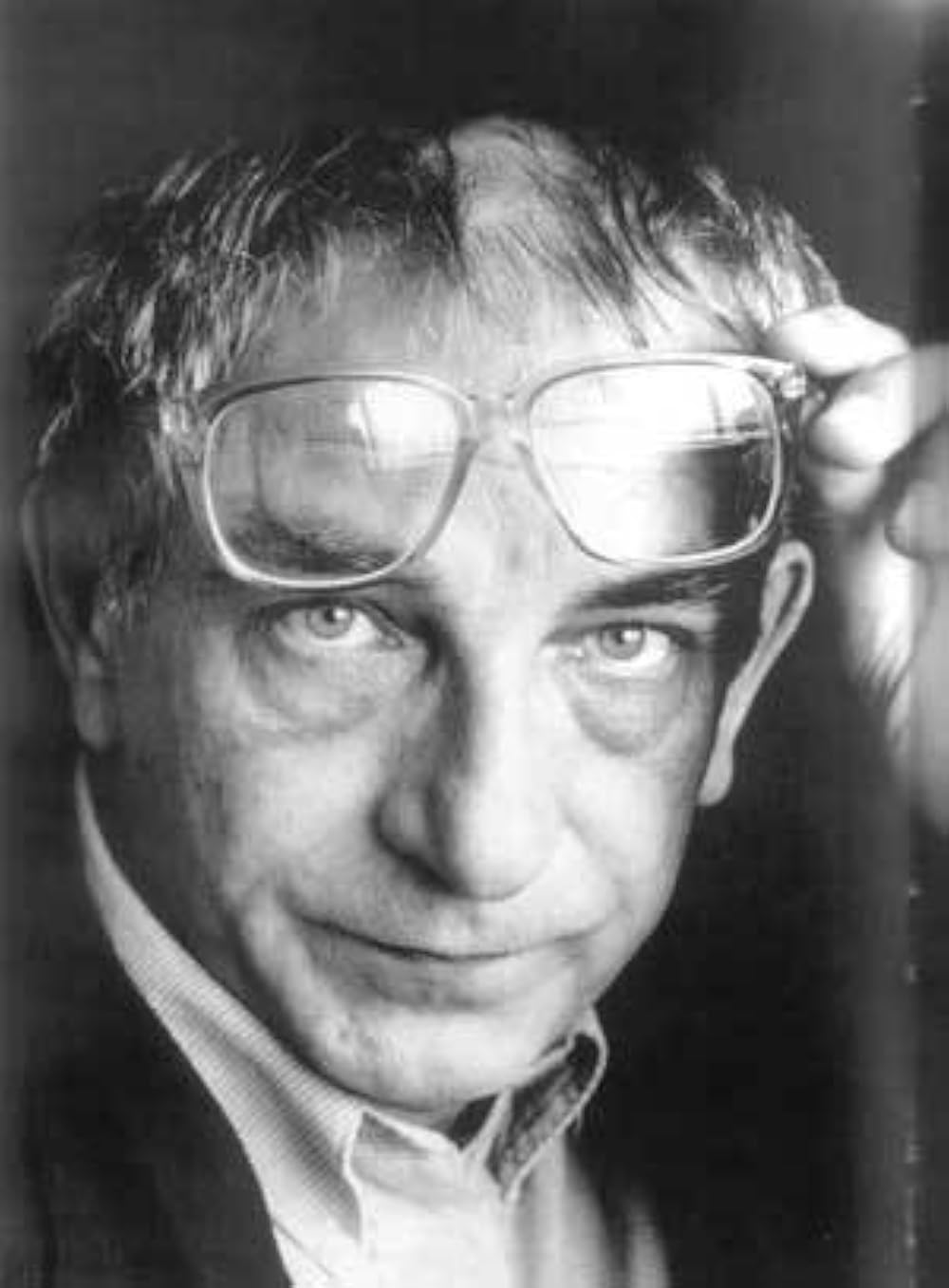 1000x1357 Krzysztof Kieślowski