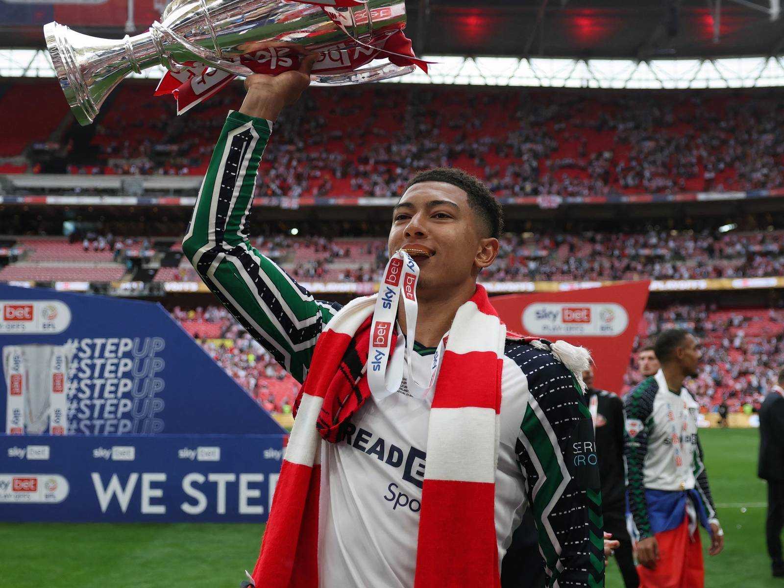 1600x1200 Le Bris must unleash Sunderland star who's the new Jobe Bellingham