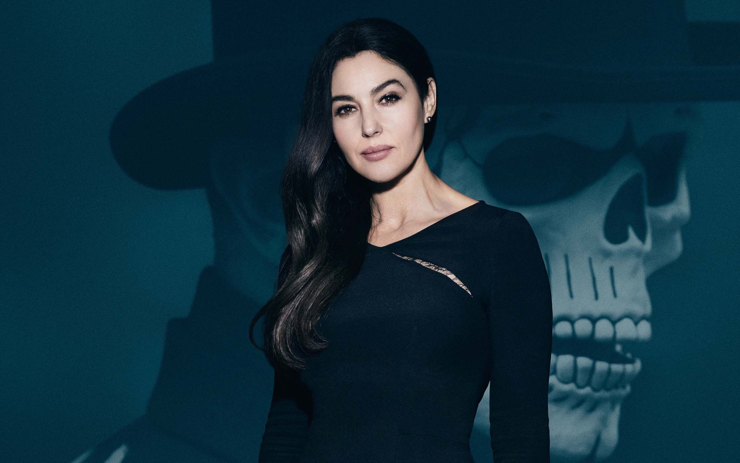2560x1600 Monica Bellucci in Spectre Wallpaper
