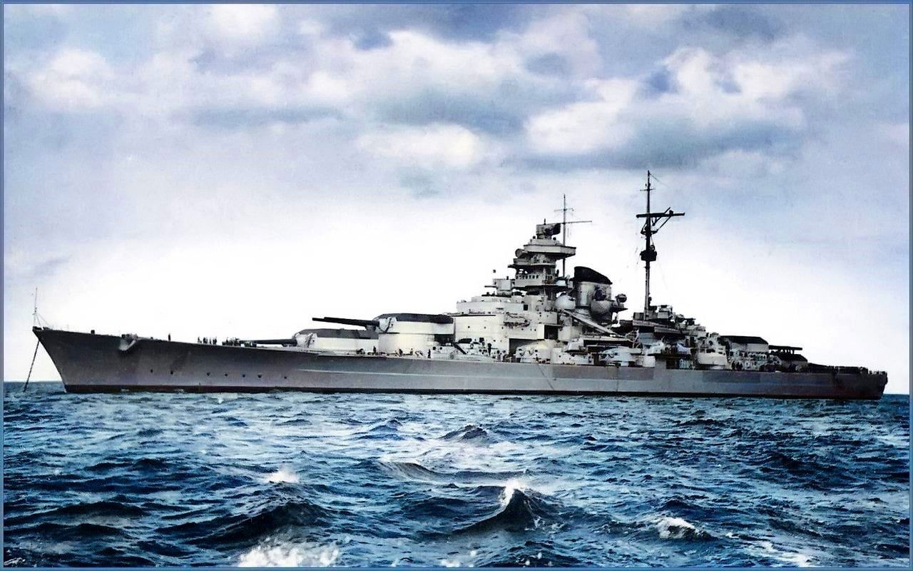 1280x800 KMS Tirpitz undergoing sea trials in the Baltic, summer of 1941. [1280x800]