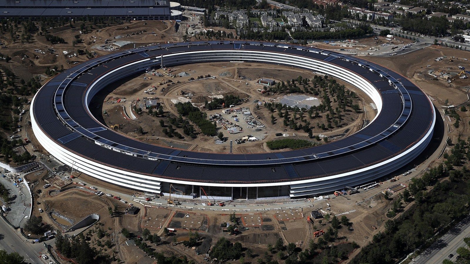 1600x900 Apple will debut new iPhone at its new 'spaceship' campus