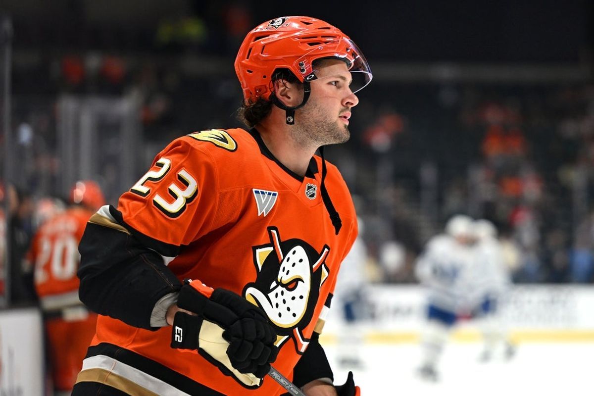 1200x800 Deadspin. Ducks Trade Mason McTavish To Blues For 2 First Rounders