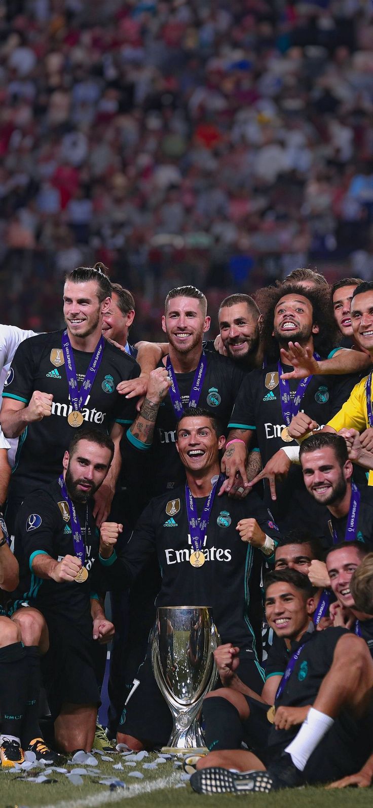 736x1593 Real Madrid 2017 wallpaper