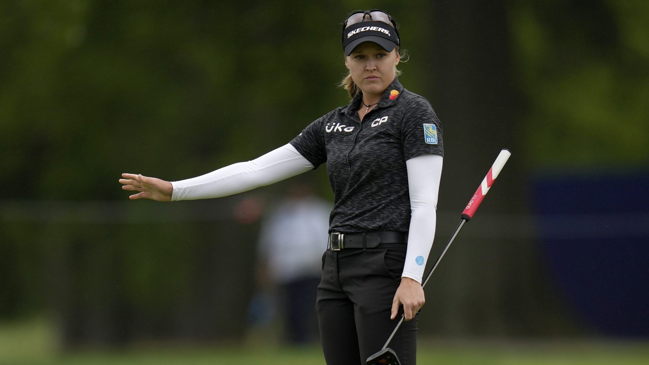 2560x1440 Brooke Henderson is one shot off the lead at the Women's PGA Championship
